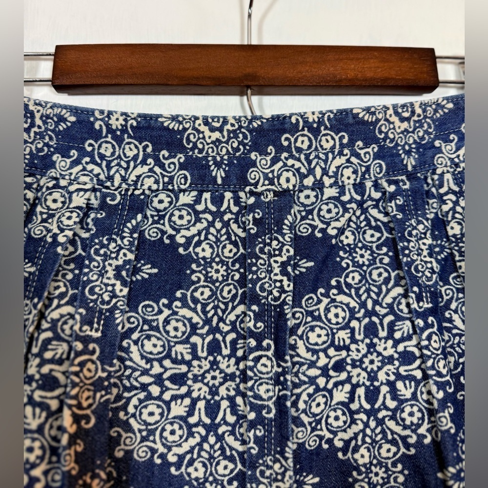 LOFT Navy and Cream A-Line Skirt - Picture 3 of 12